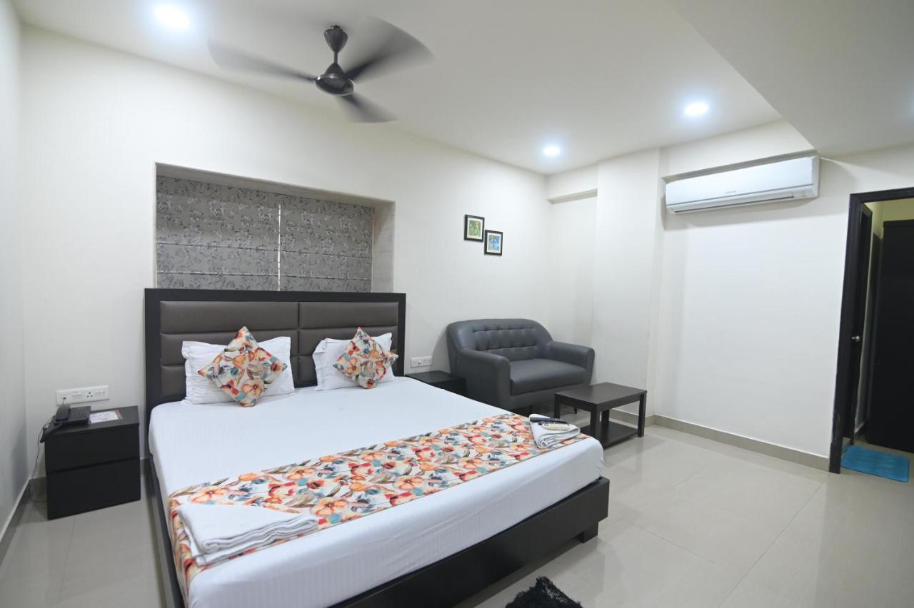 כלכותה Nk7 Guest House מראה חיצוני תמונה